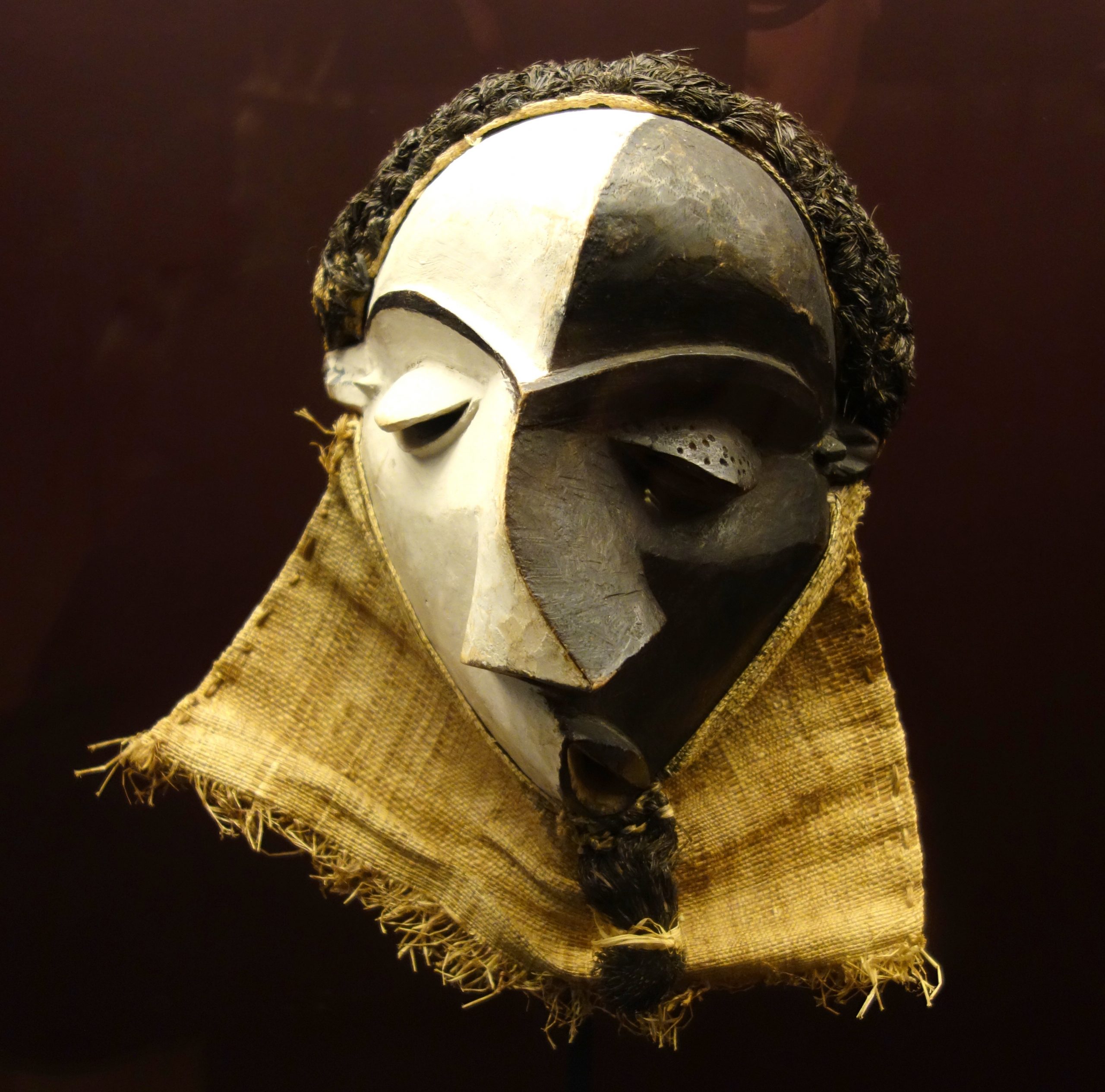 Mbangu-mask-pende-people-central-africa-scaled-7